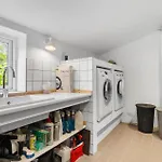 4 Bedroom Lovely In