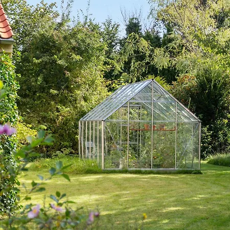 4 Bedroom Lovely In *