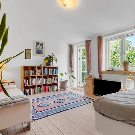 4 Bedroom Lovely In