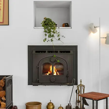 4 Bedroom Lovely In Dronningmølle