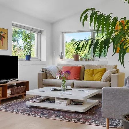 度假居 4 Bedroom Lovely In