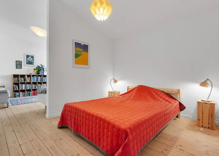 4 Bedroom Lovely In Dronningmølle