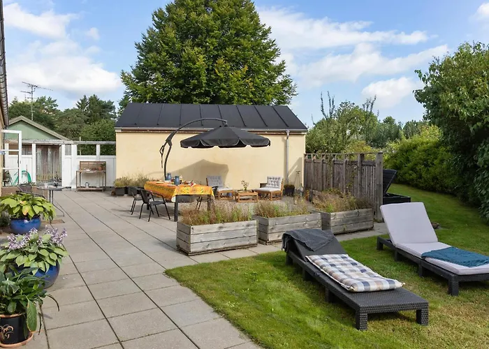 4 Bedroom Lovely In