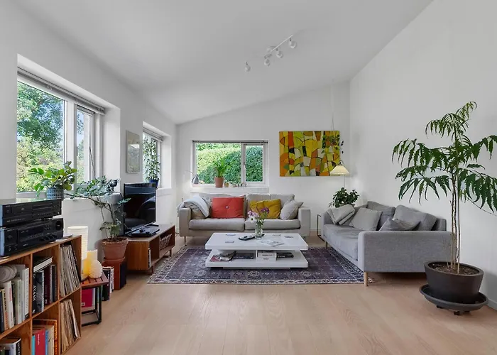 4 Bedroom Lovely In *